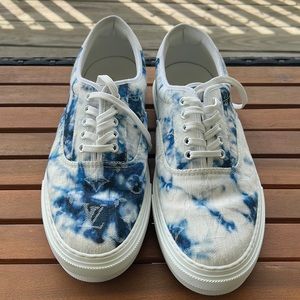 Louis Vuitton AUTHENTIC blue white tie dye sneakers,gently worn,fits like an 11